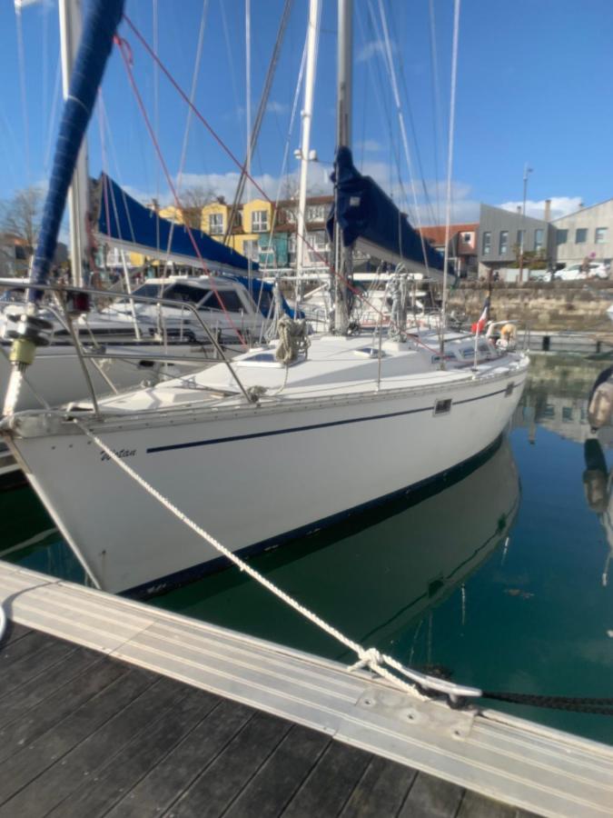 Nuit Sur Un Bateau Hotel La Rochelle  Exterior foto